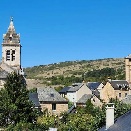 Le Gite De La Vieille Eglise De Coussergues Dış mekan fotoğraf