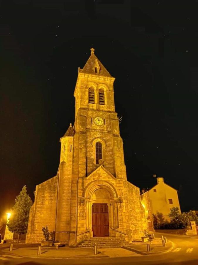 Le Gite De La Vieille Eglise De Coussergues Dış mekan fotoğraf